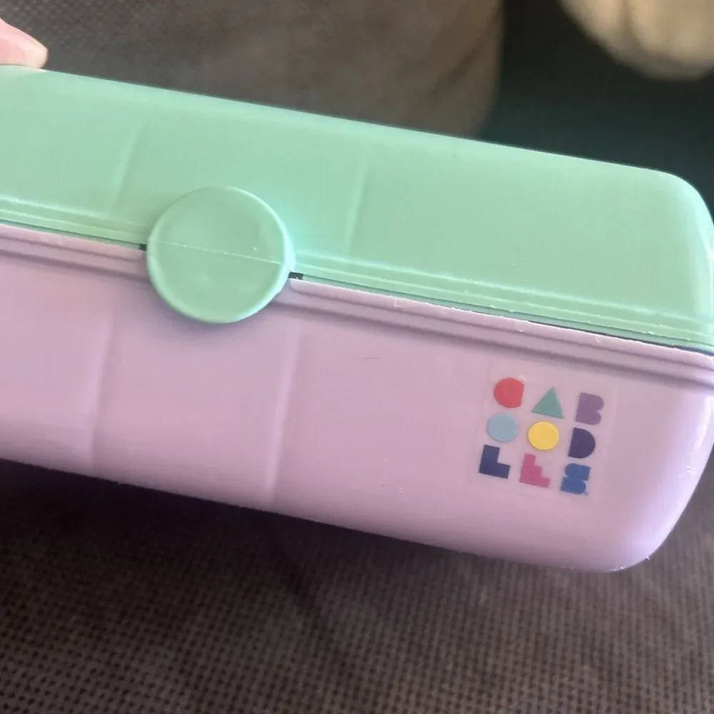 Vtg Caboodles Purple Teal Makeup Storage Case 9x5x4”